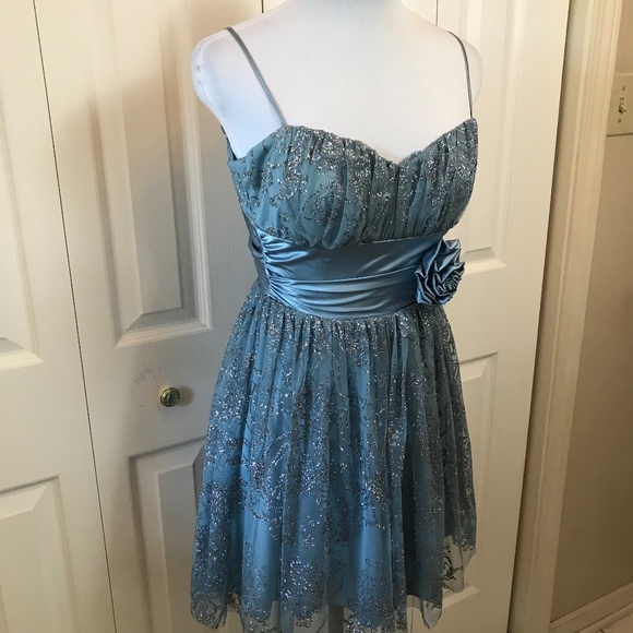 B. Smart Pewter & Silver Metallic Cocktail Dress 3 - Picture 3 of 8